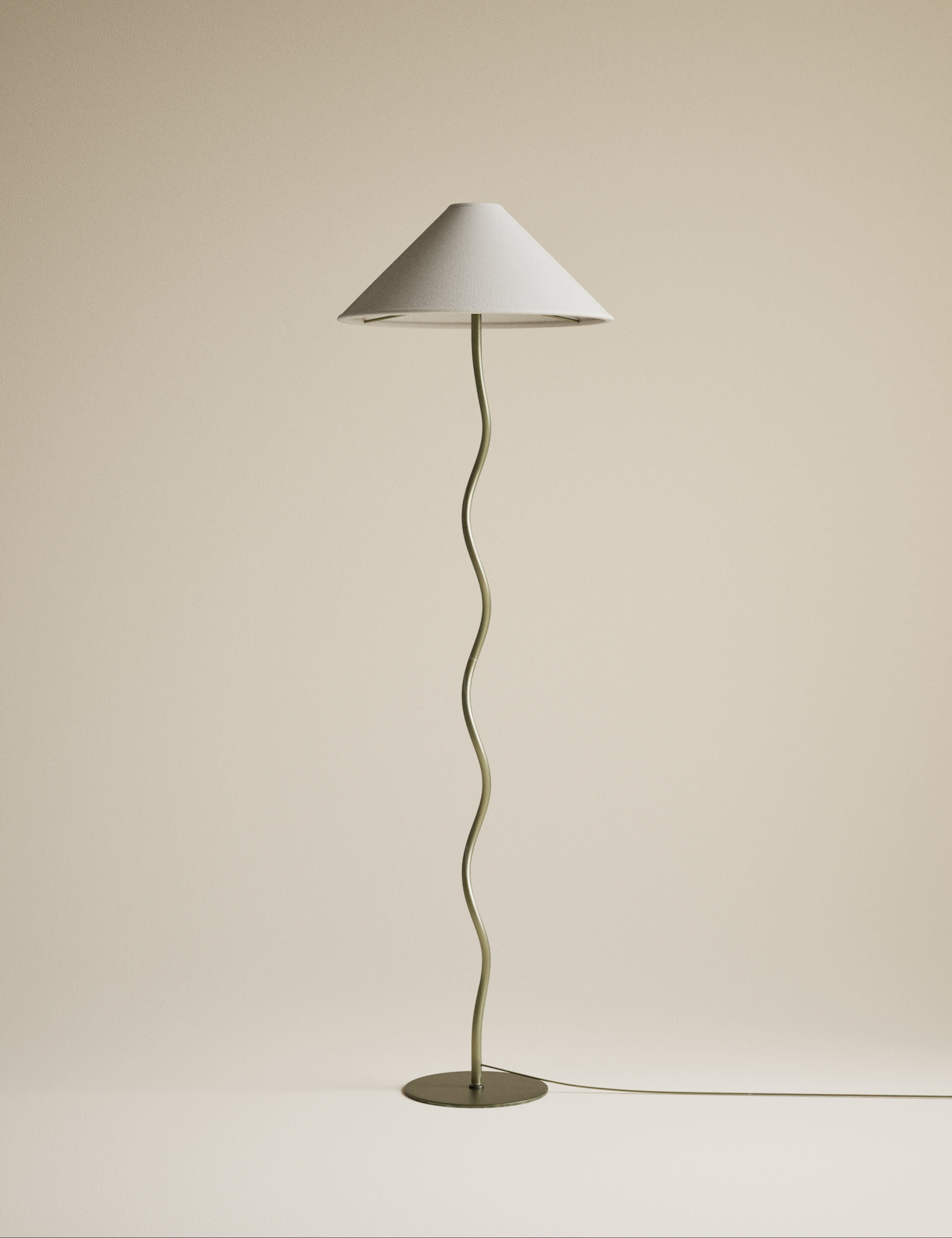 Elegant Hallie Gold Curvy Floor Lamp for Living Room Glow