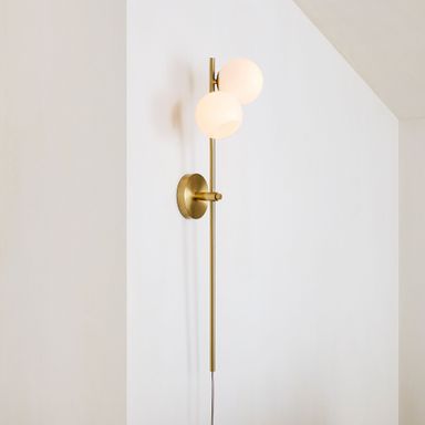 Staggered Glass 2-Light Plug-In Sconce (40&quot;)