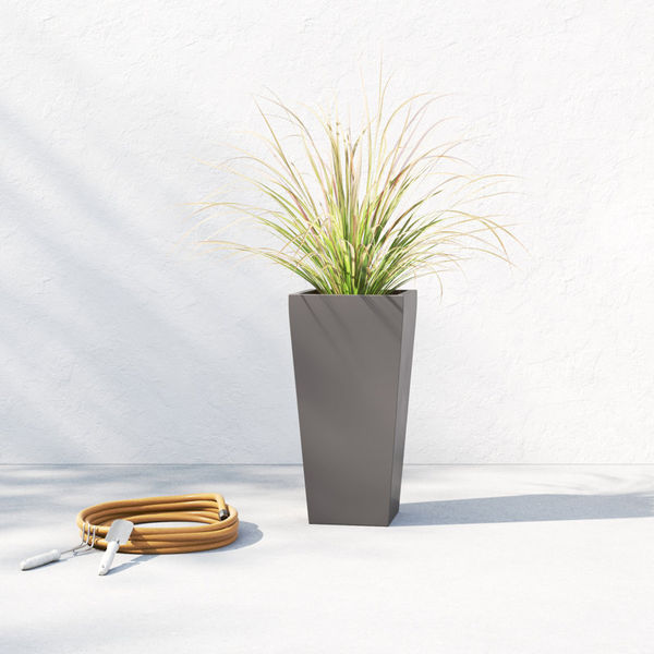 Robards Fiberglass Pot Planter