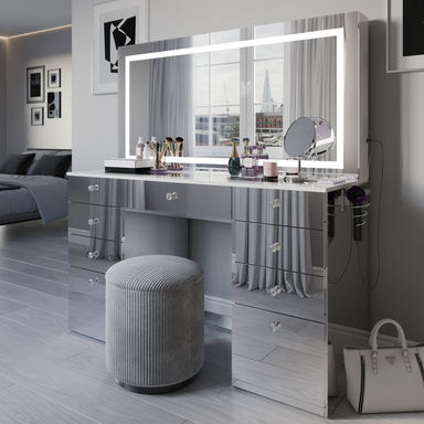 Selina Extra-Large Premium Vanity Table With Integrated Speakers And Luxury Storage
