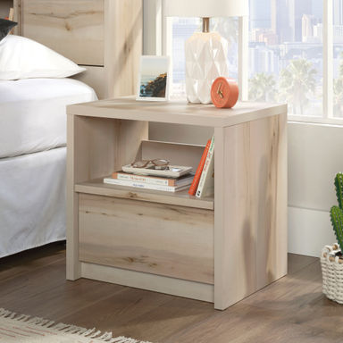 Posner 24.72'' W Nightstand