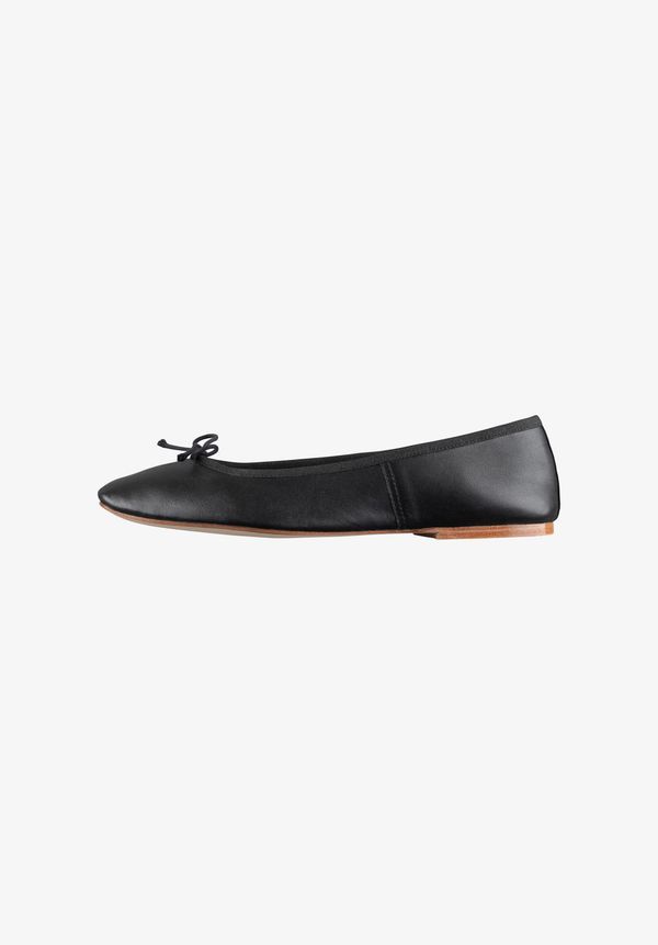 Leah ballet flats