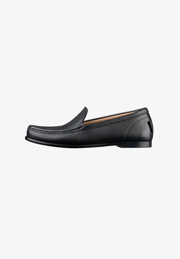 Swan moccasins