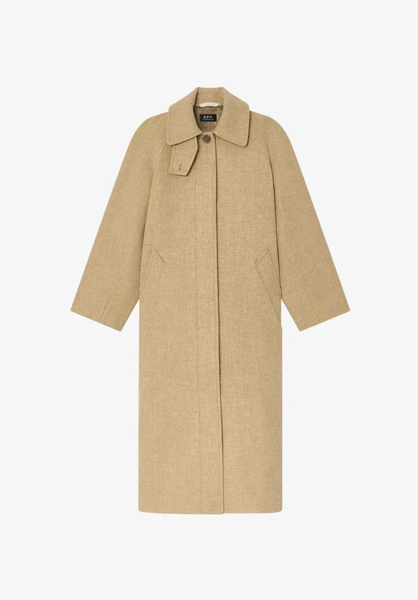 Raglan sleeve coat