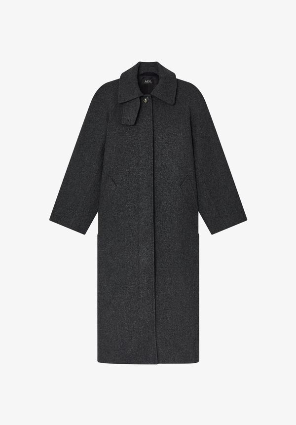 Raglan sleeve coat