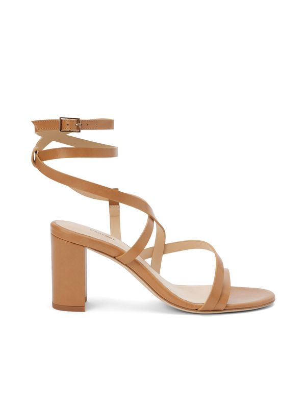 Emily Sandal