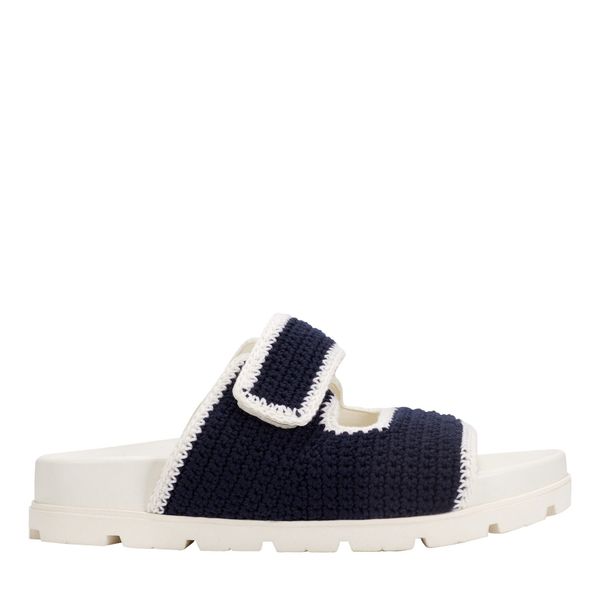 Brinleys Footbed Sandal