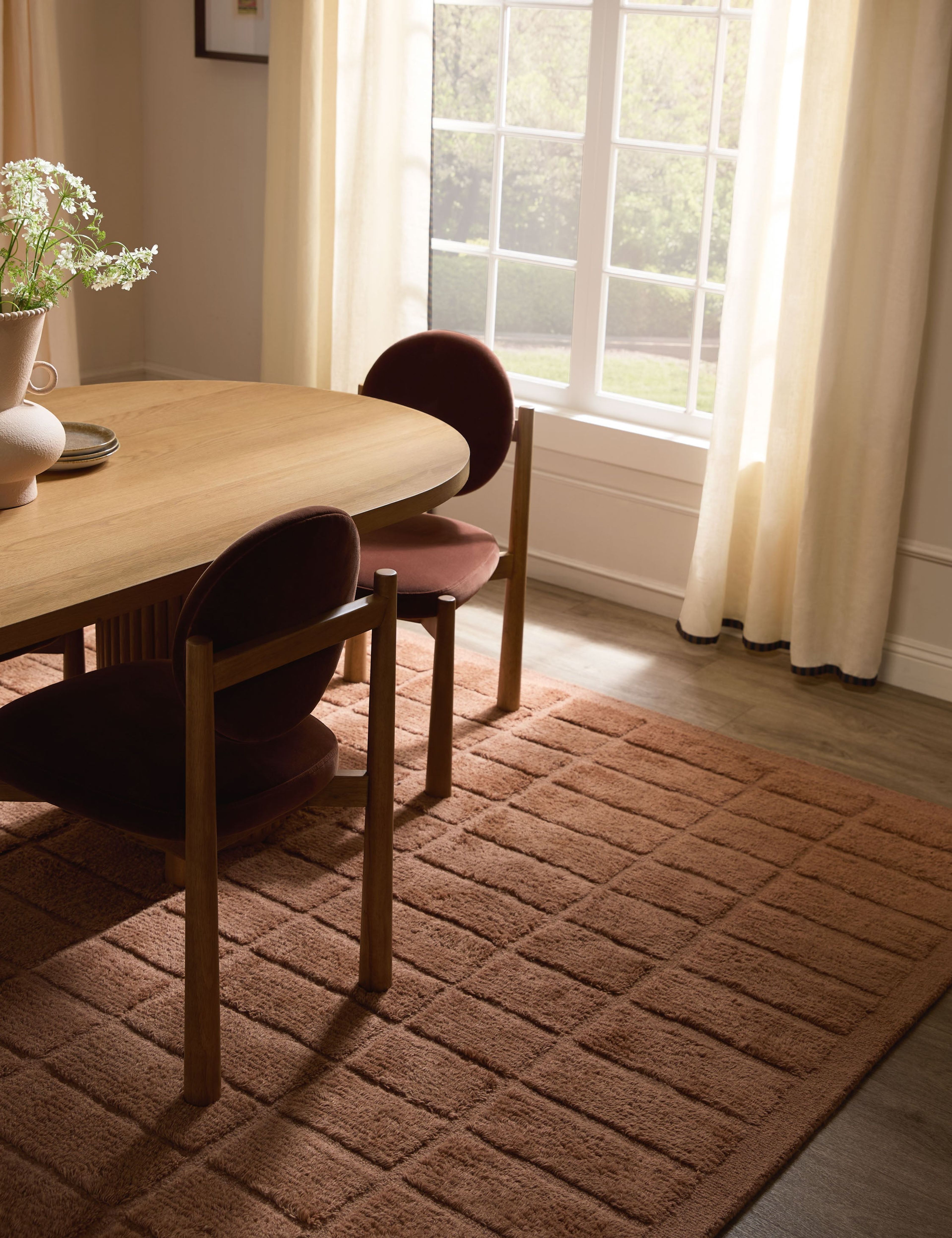 Geller Blush Hand-Tufted Wool Rug 8x10 - Luxe Area Rug