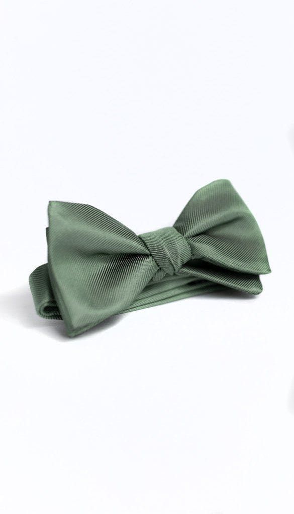Solid Bow Tie
