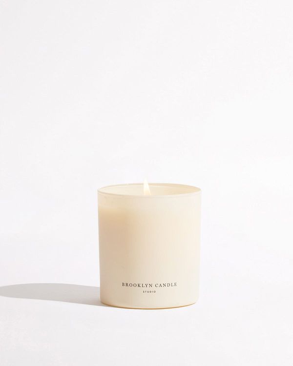 Shiso Leaf Candle - White Edition