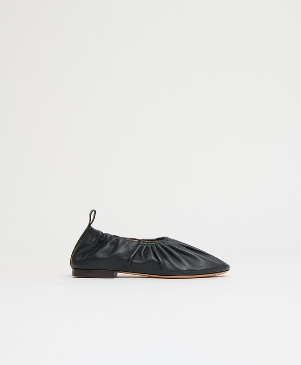 Ruched Ballerina - Black