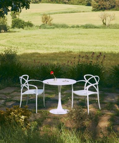 Runder Tisch aus Holz und Fiberglas Tulia (80 cm)