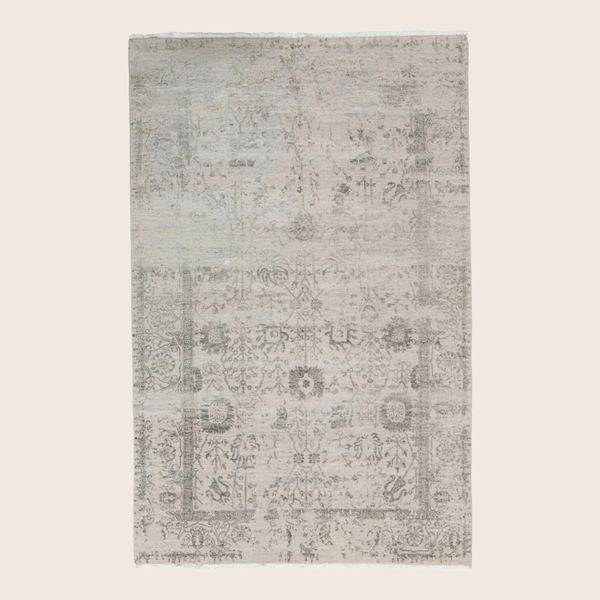 Cream Traditional Indo Ikat Wool Art Silk Blend Rug - 6'1" x 9'3"