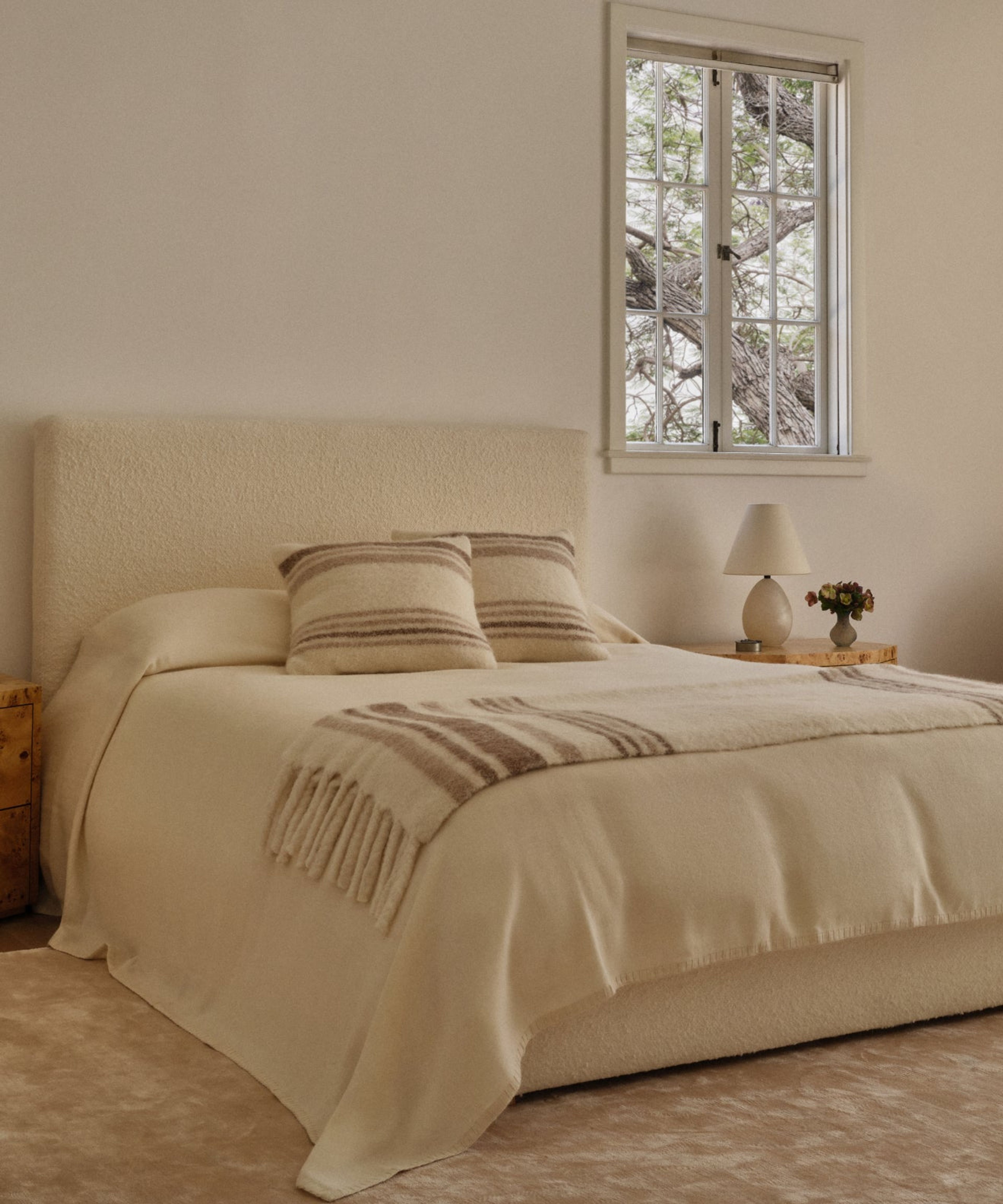 Luxury Ivory Wool Boucle Pacific Bed | Jenni Kayne