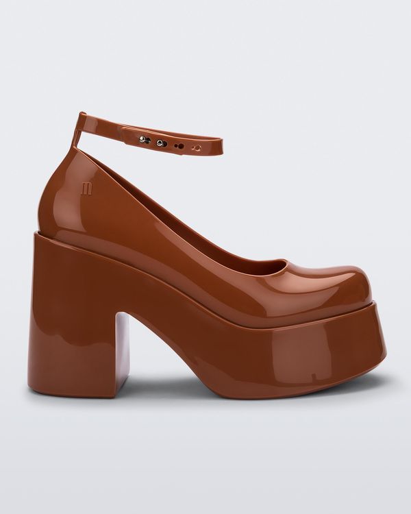 Doll Heel