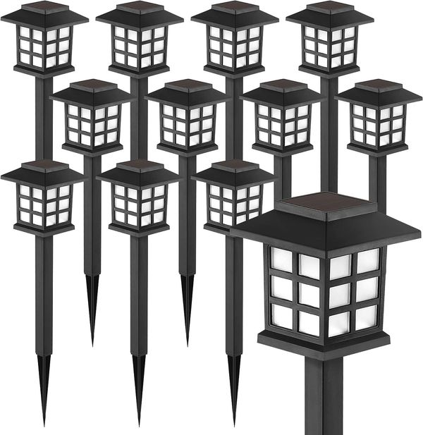 12 Pack Solar Waterproof Outdoor Lights
