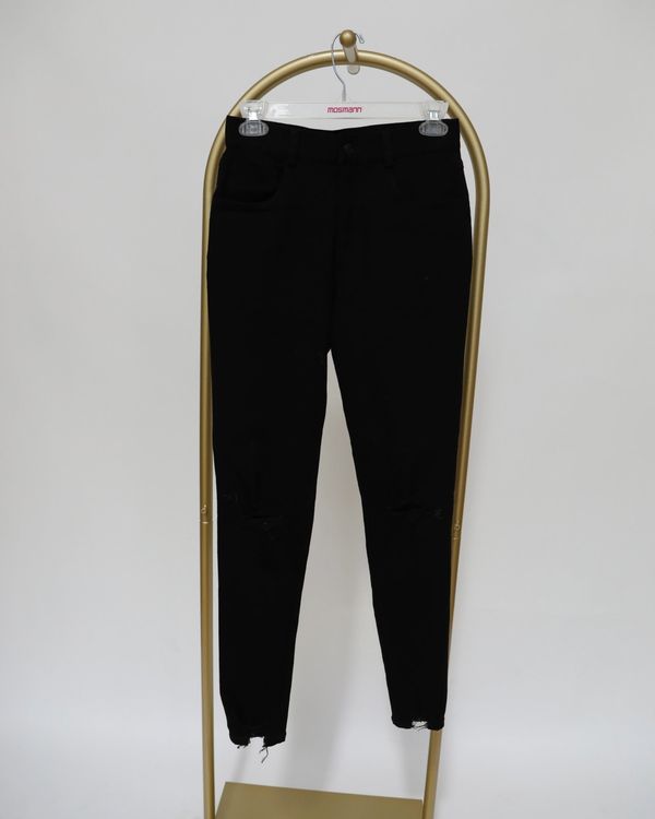 Rip Knee Jeans - Black