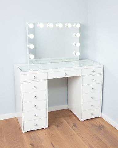 Vanity Station Classic