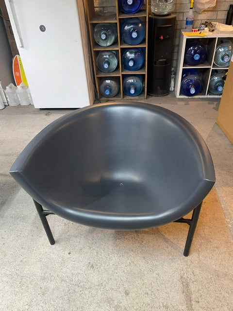 026: Kosmos Chair - Graphite x Matte Black [OUTLET]