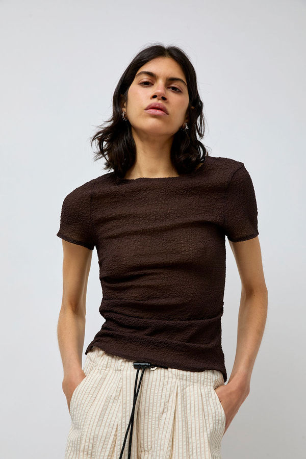 KkCo Gauze Ruched Tee in Brown