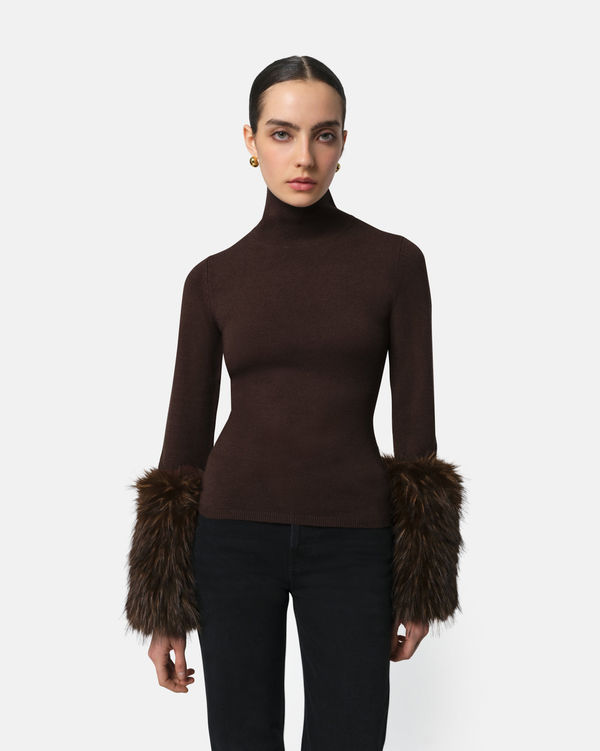 Aspen Cuff Turtleneck