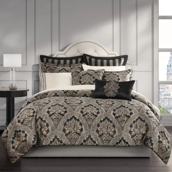 Harriman Black 4 Piece Comforter Set