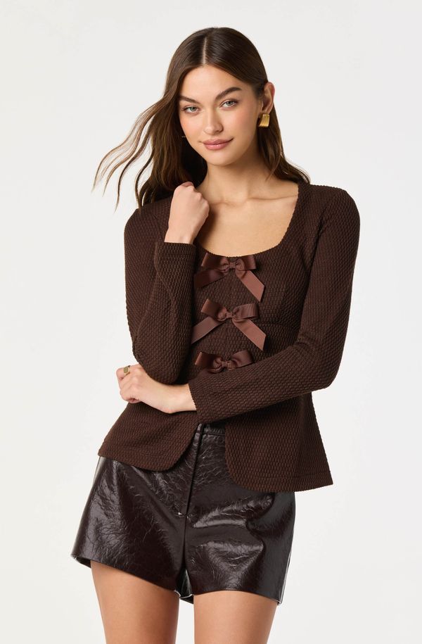 Textured Bow Flyaway Top