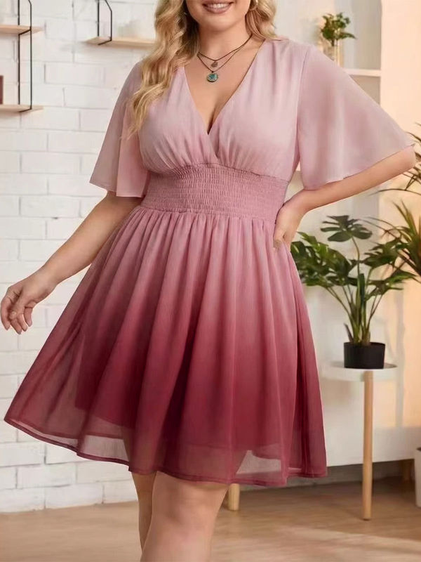 [Plus Size] 1950s V-Neck Ombre Smocked Chiffon Dress