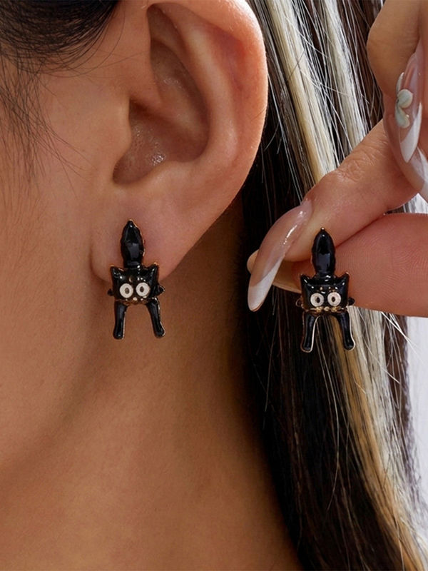 Vintage Novelty Black Cat Halloween Stud Earrings
