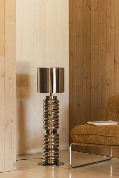 Lampe sur pied en fer Mole