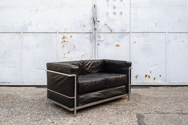 LC-2 vintage de cuero negro de Le Corbusier para Alivar, años 80