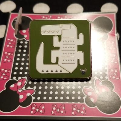Disney Other | Disney Pin | Color: Green | Size: Os