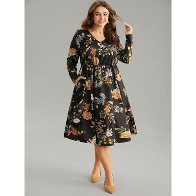 Plus Size Floral Print Button Detail Long Sleeve Midi Dress Black Women Elegant Printed V-neck Long Sleeve Curvy Midi Dress BloomChic 22-24/3X