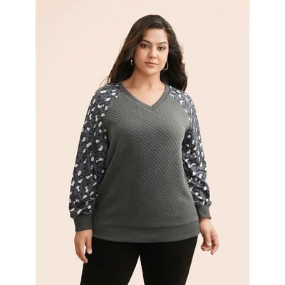 Plus Size Leopard Print Patchwork Raglan Sleeve Sweatshirt Women DimGray Casual Texture V-neck Everyday Sweatshirts BloomChic 18-20/2X