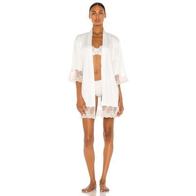 Flora Nikrooz Rosa Kimono in White. - size XS (also in S, M, L)