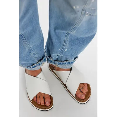 Sidelines Footbed Sandals