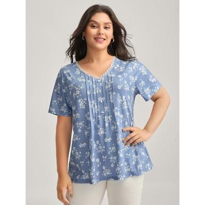 Plus Size Stretchy Floral Pin Tuck Lace Top LightBlue V-neck Short sleeve Jersey Tops 12/L