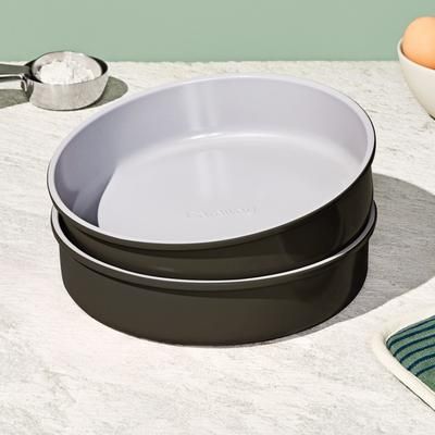 9" Circle Pan Duo In Black | Non-Stick, Non-Toxic, Easy To Clean, Scratch Resistant Ceramic Bakeware | Oven Safe & Durable | Caraway