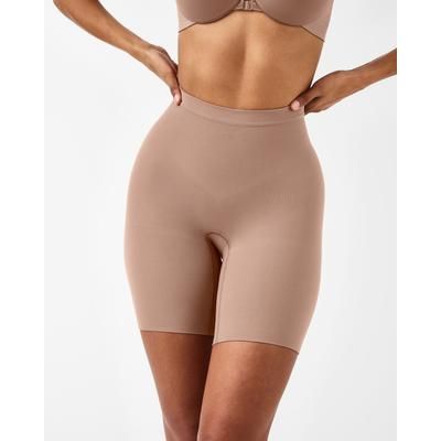 Spanx Women's SPANXsculpt® Seamless Power Mid-Thigh Shorts in Cafe Au Lait