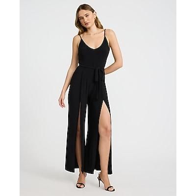 Express Plus Size Women's Scoop Neck Sleeveless Tie Waist Split Leg Jumpsuit in Black XL
