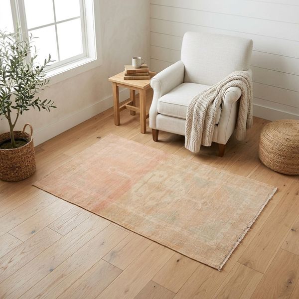 Blush Oushak Rug 2.6x5 ft Bedroom Distressed Vintage Anatolian Wool