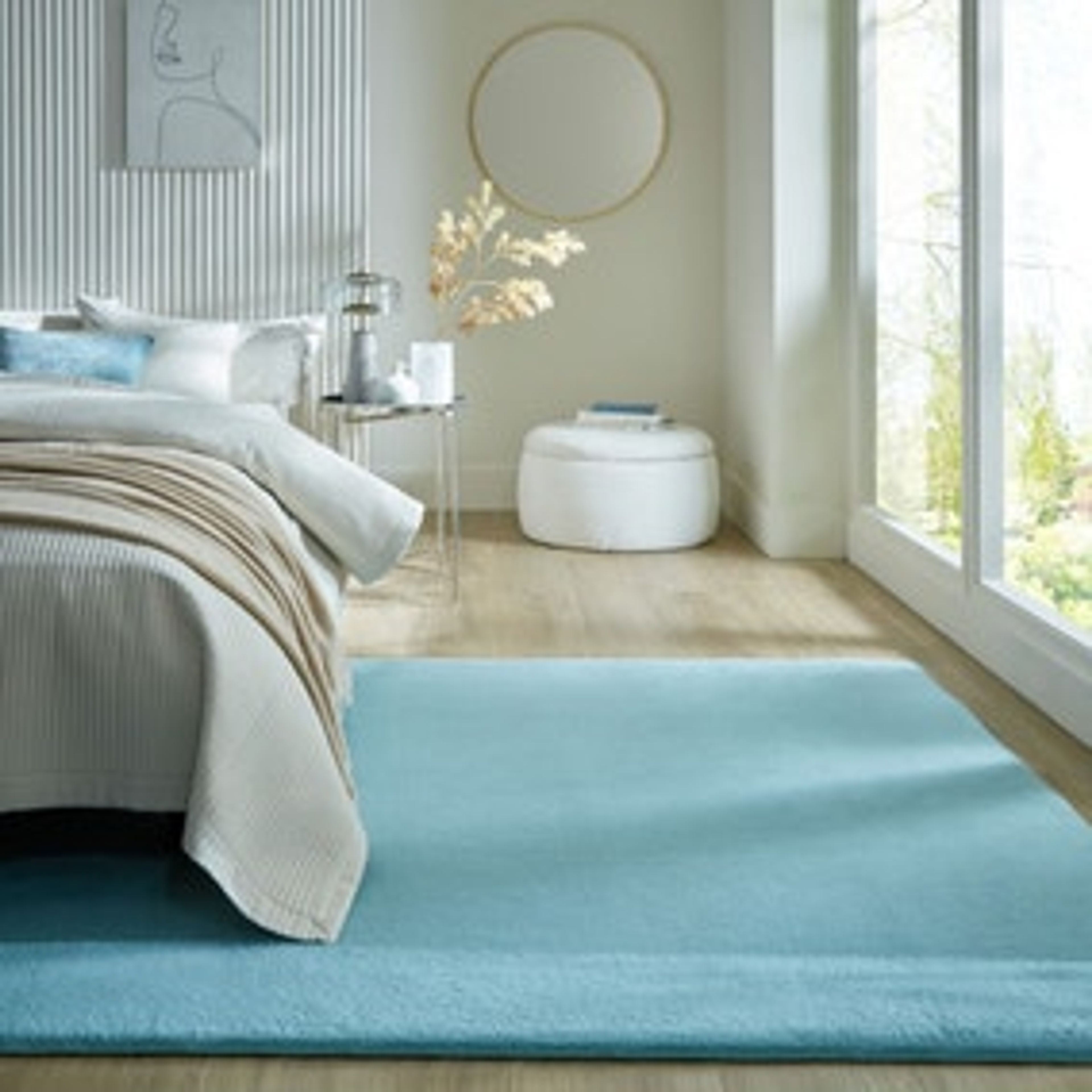 Supersoft Lush Faux Fur Rug - Cozy Bedroom Essential