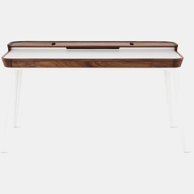 Airia Desk – Design Within Reach