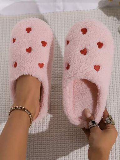 SHEIN.com is mainly design and produce fashion clothing for women all over the world for about 5 years. Shop for latest women's fashion dresses, tops, bottoms. High Quality with affordable prices.