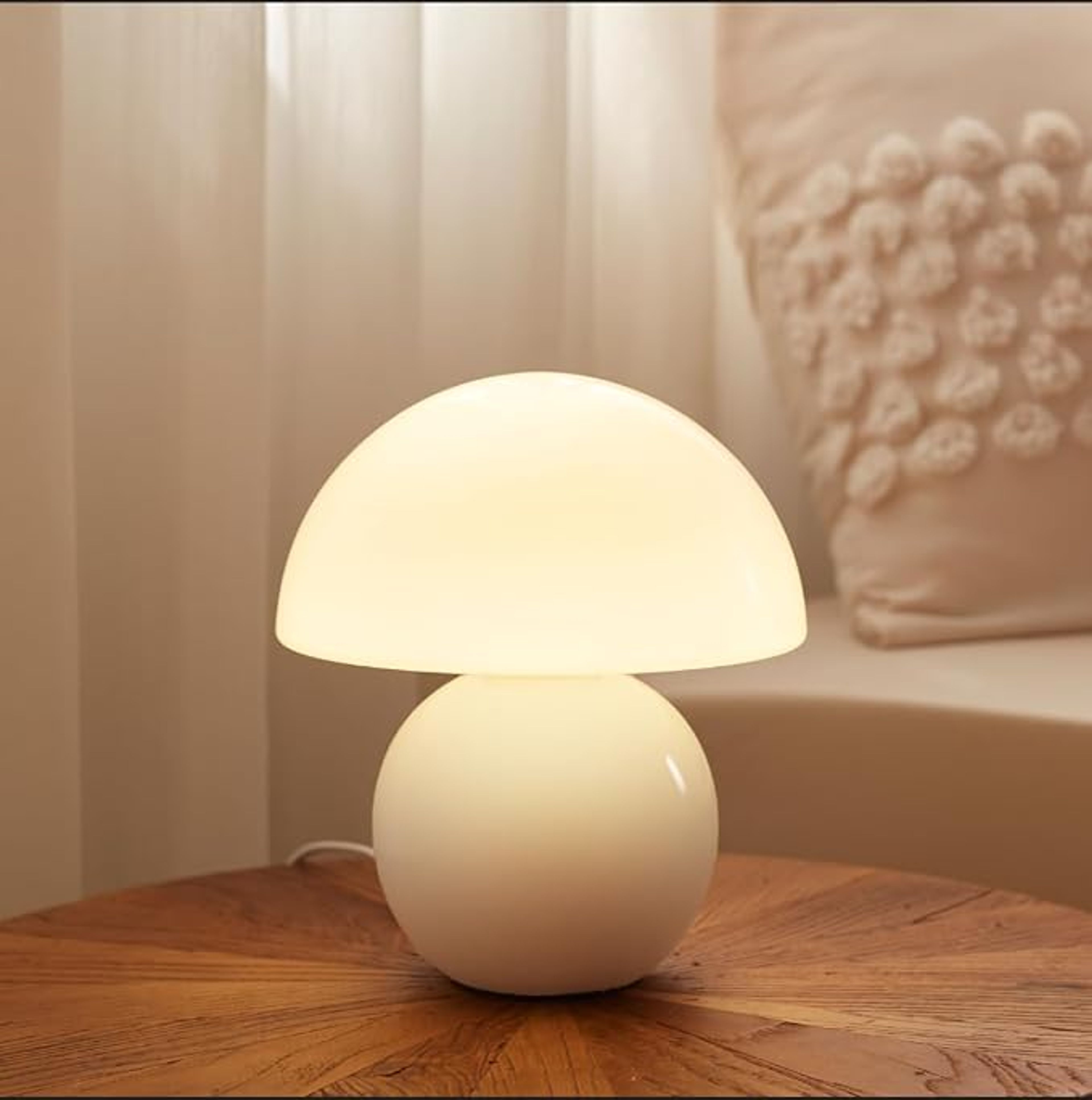 Dawnwake Mushroom Lamp Table Lamp for Bedroom,Desk Bedside Small Lamps for Living Room Night Stands,Mushroom Decor Cute Mini Modern Mid Century Lamps,Unique Aesthetic Home Living Room Decor(White) - Amazon.com