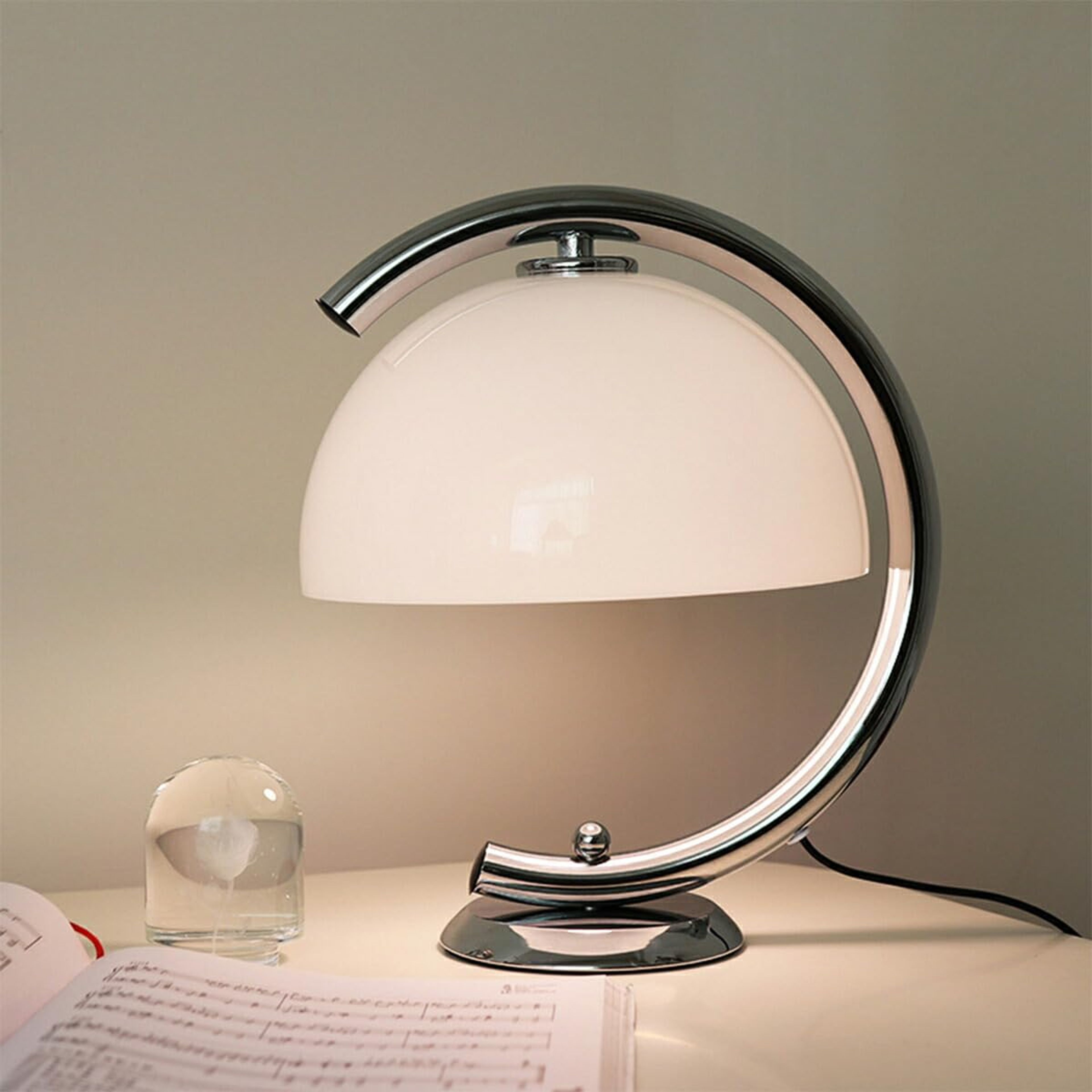 VeroMan Semicircle Glass Table Lamp - Retro White Beige Bedside Light