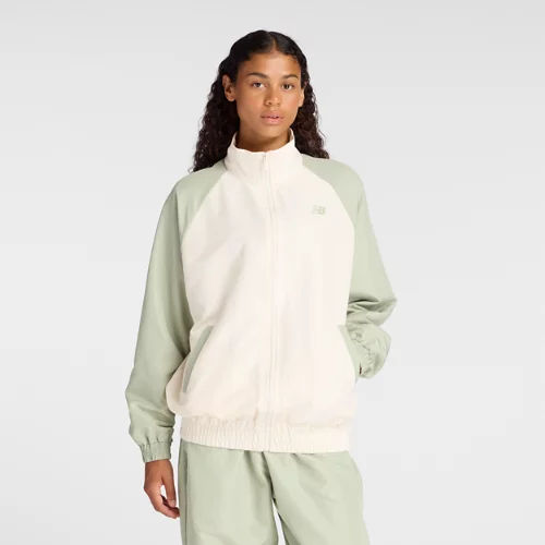 New Balance Women's Graphic Woven Jacket - Green (Size L)