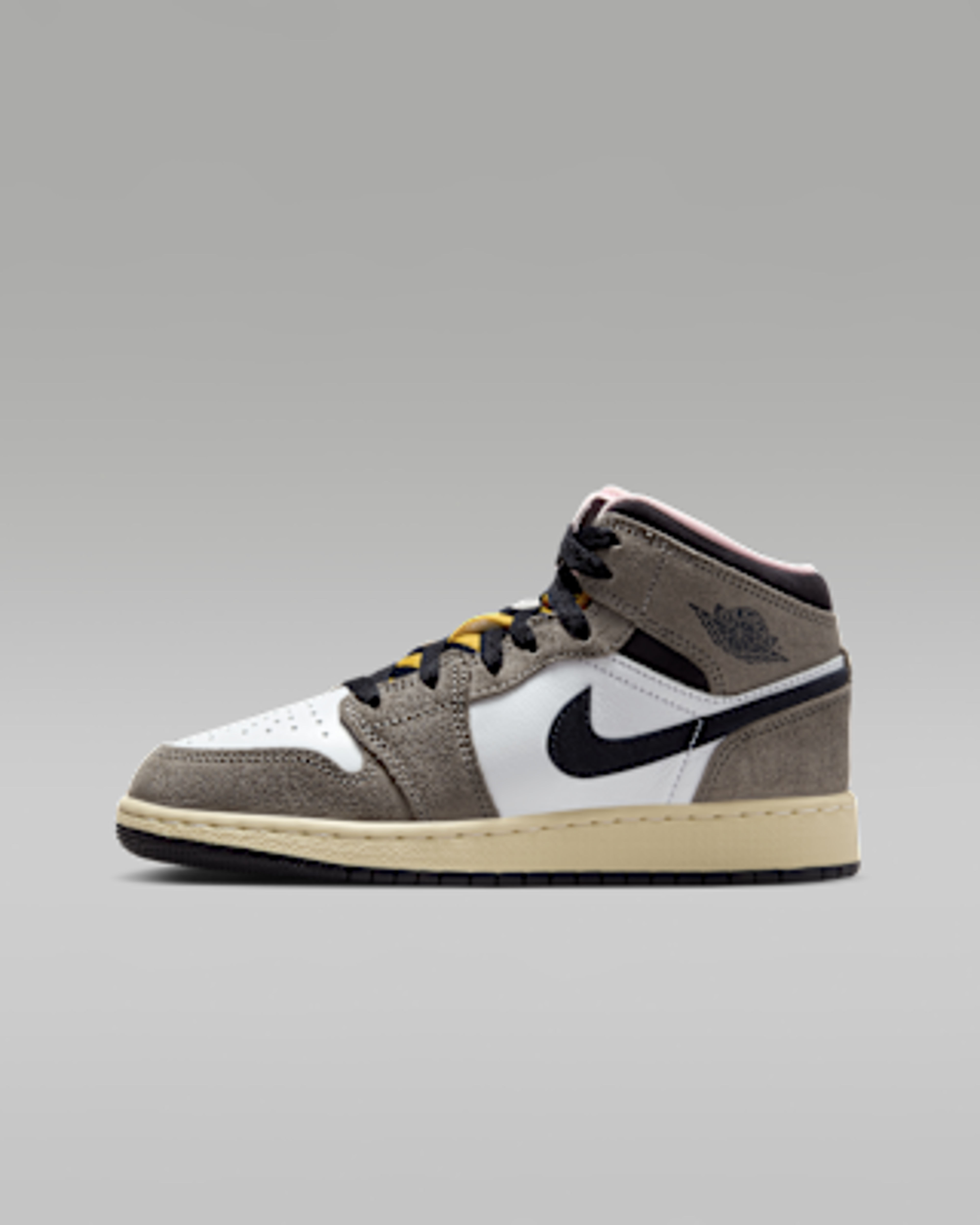 Air Jordan 1 Mid SE Older Kids' Shoes - Iconic Style & Comfort