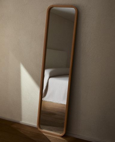 ROUND FRAME FULL LENGTH MIRROR