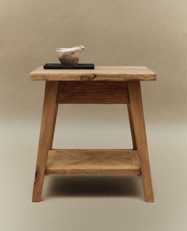 TABLE DE CHEVET EN BOIS